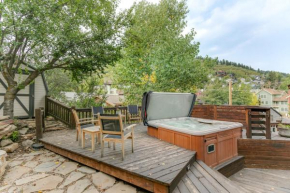 Hillside Overlook by AvantStay Quiet Mountain Getaway w Incredible Views